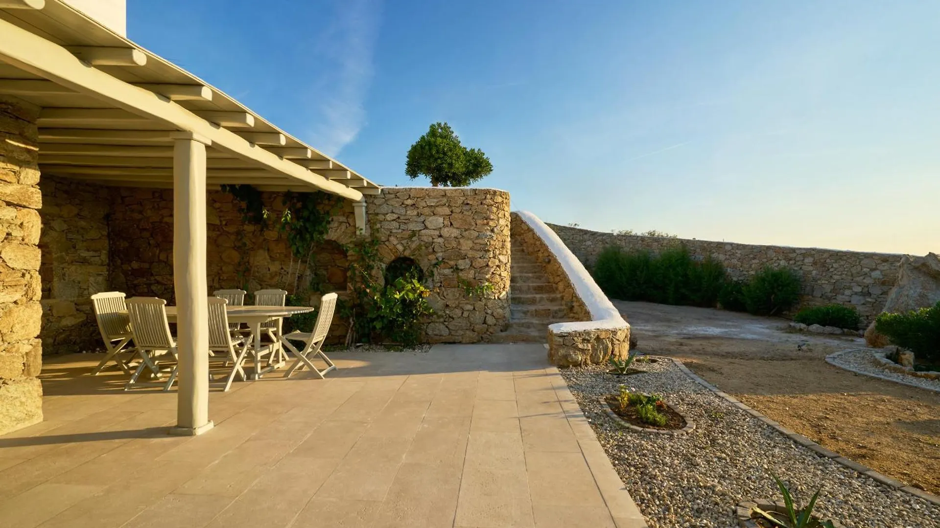 J View Villa Mykonos Psarrou 0*,  Yunanistan