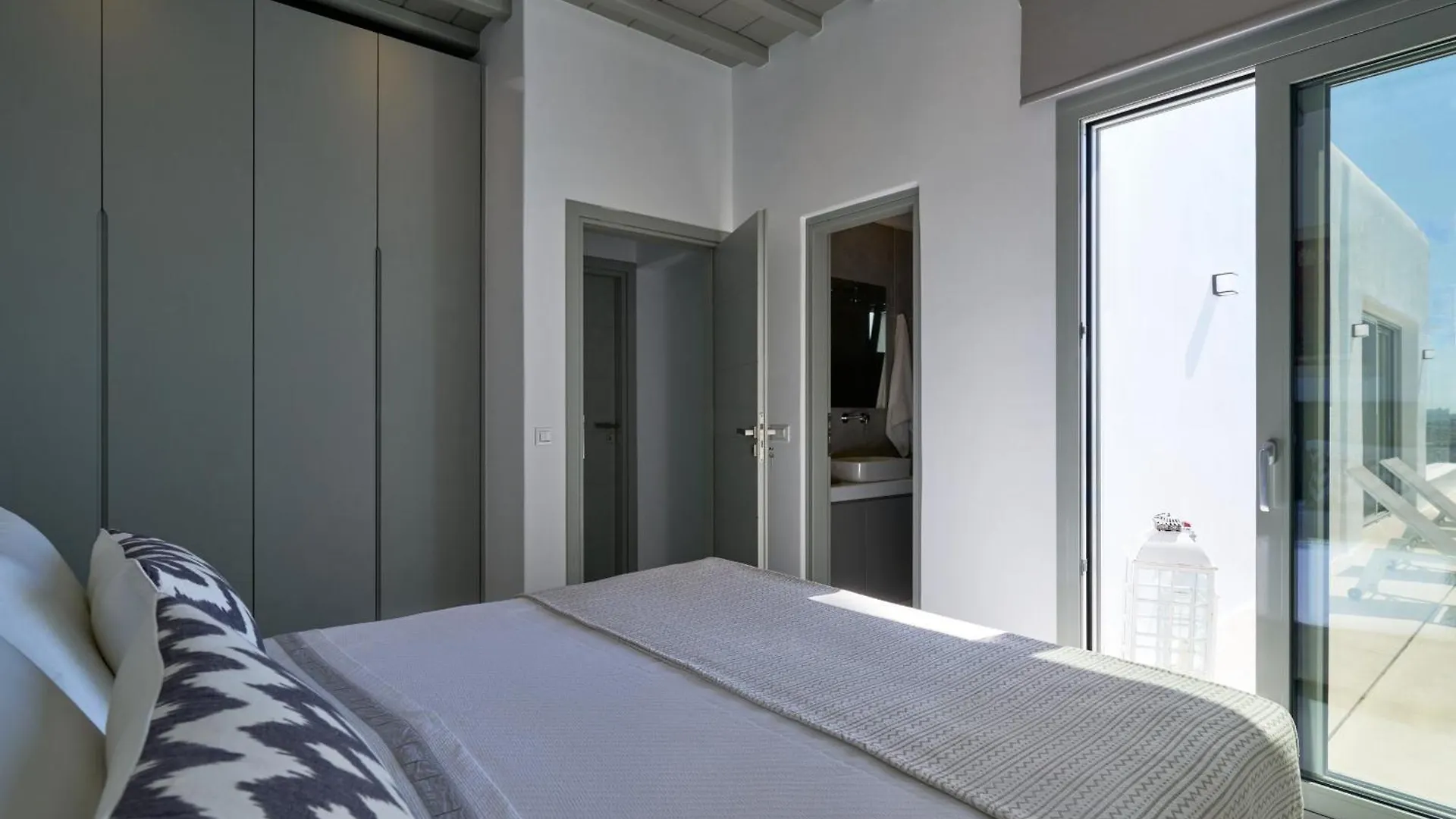 J View Villa Mykonos Psarrou