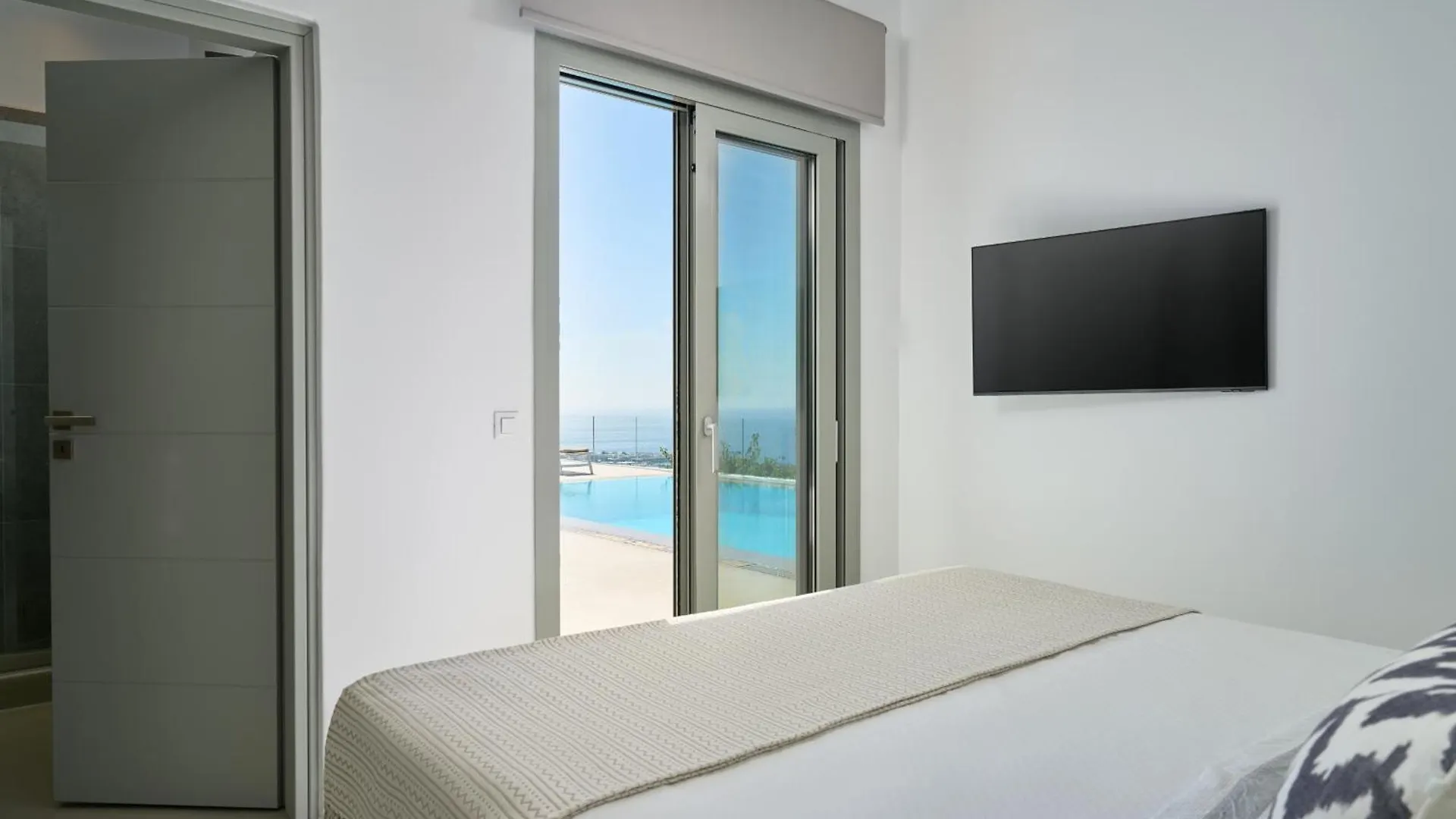J View Villa Mykonos Psarrou Yunanistan