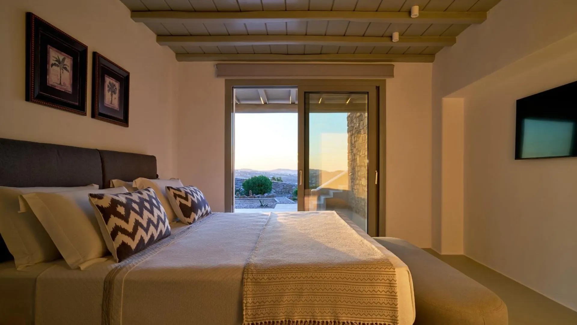 J View Villa Mykonos Psarrou Yunanistan