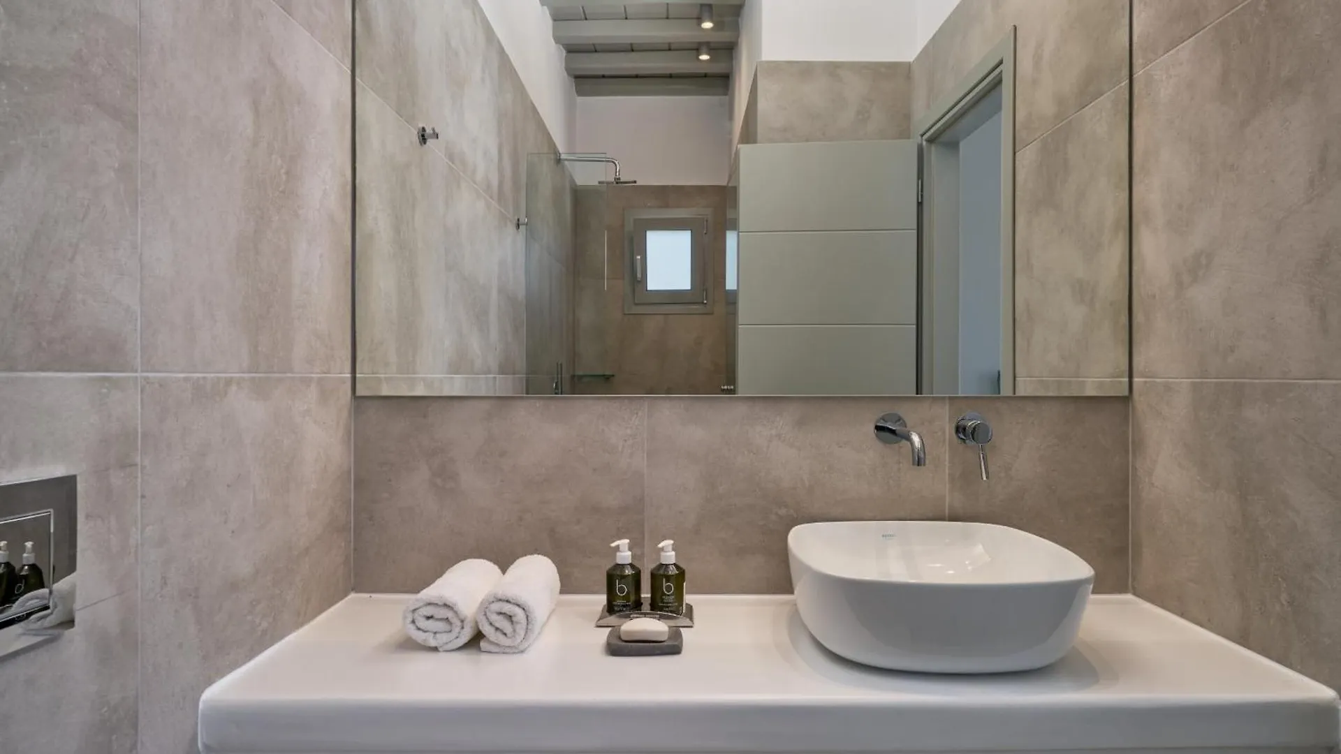 J View Villa Mykonos Psarrou 0*,  Yunanistan