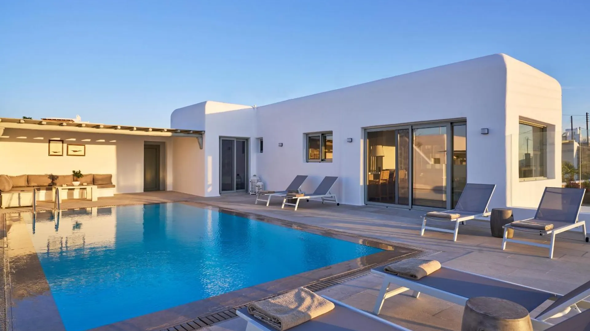 J View Villa Mykonos Psarrou